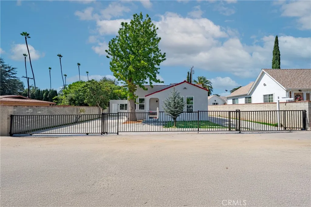 Additional image 33 of 2461 Saint Pierre, Altadena, CA 91001