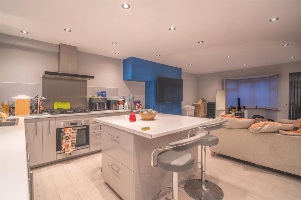 Additional image 3 of The Garth, Birmingham, West Midlands, B14