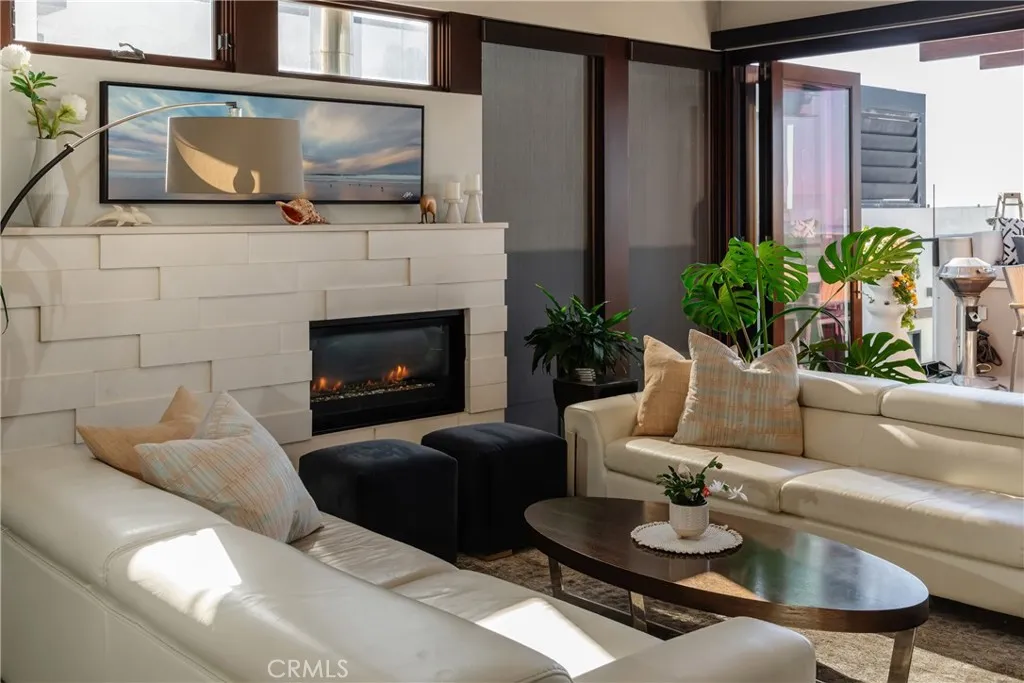 Additional image 52 of 105 Bayview Drive, Manhattan Beach, CA 90266