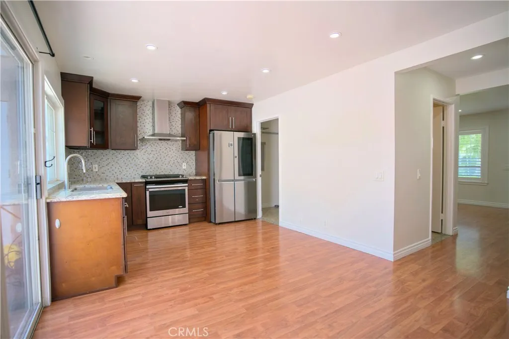 Additional image 20 of 10 Raleigh, Irvine, CA 92604