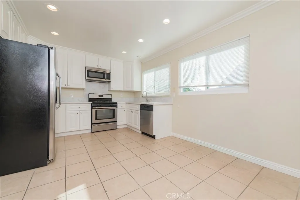 Additional image 13 of 75 Firwood, Irvine, CA 92604