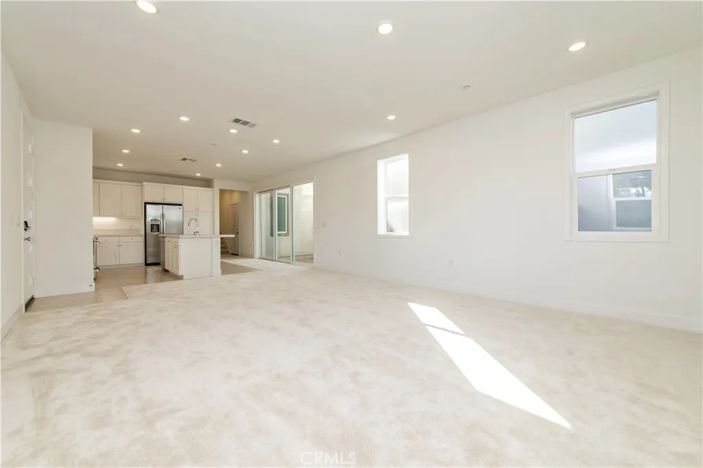 Additional image 11 of 466 Lobata, Irvine, CA 92618