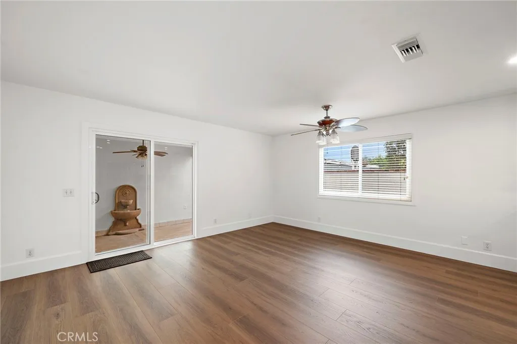Additional image 17 of 377 Roycroft Avenue, Long Beach, CA 90814