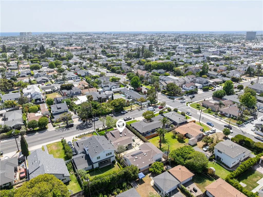 Property image for 212 E 19th Street, Costa Mesa, CA 92627