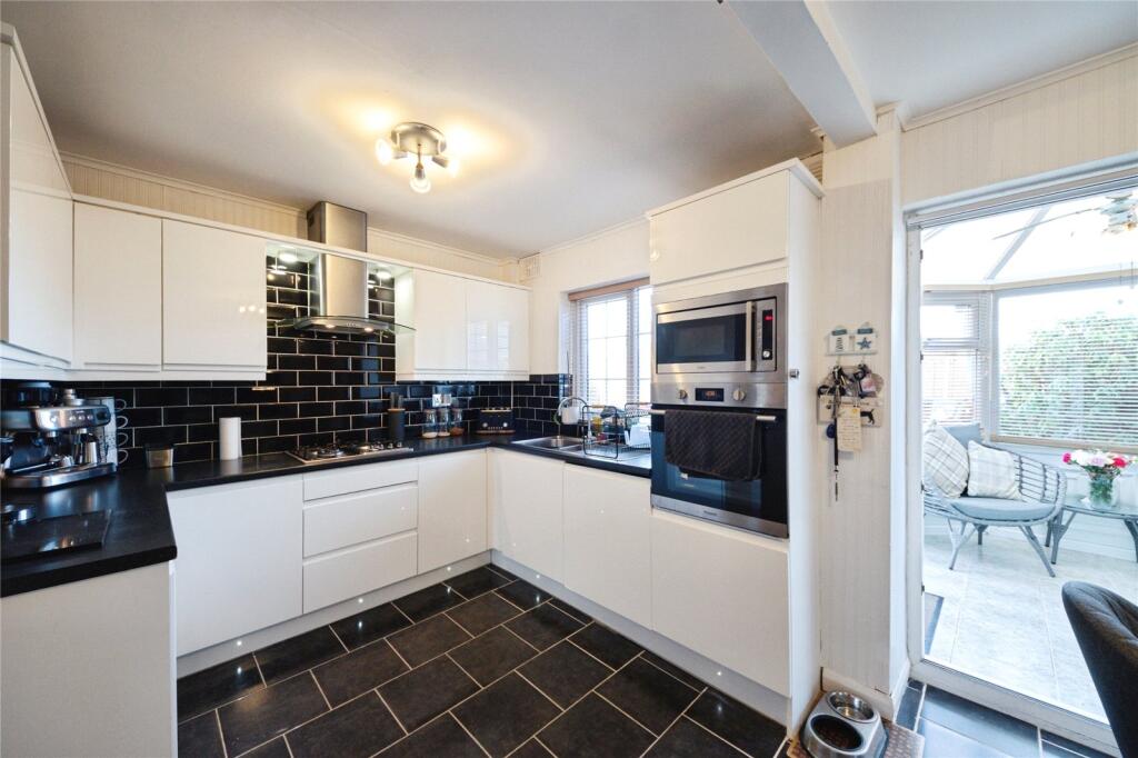 Additional image 8 of Broom Hall Grove, Acocks Green, Birmingham, West Midlands, B27