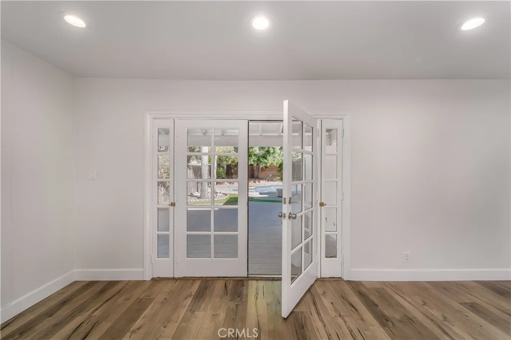 Additional image 10 of 21711 Mulholland, Woodland Hills, CA 91364