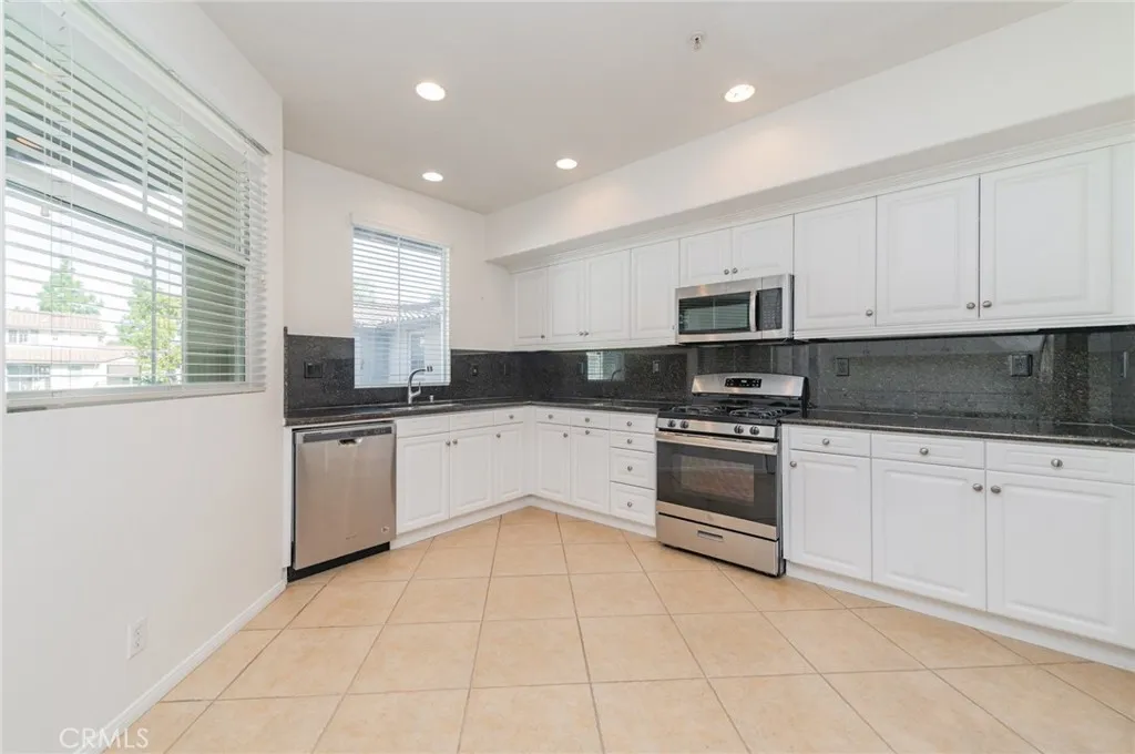 Additional image 34 of 131 Stepping Stone, Irvine, CA 92603