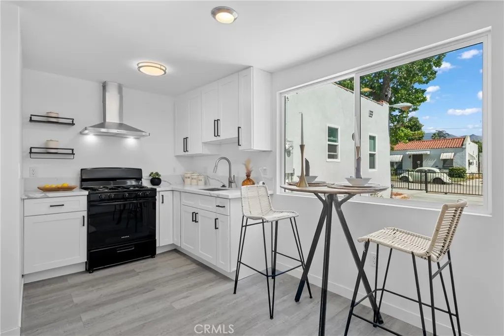 Additional image 20 of 2461 Saint Pierre, Altadena, CA 91001