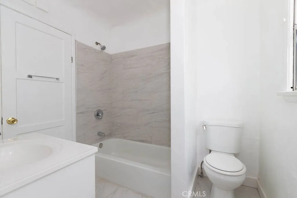 Additional image 14 of 1055 W 84th Pl, Los Angeles, CA 90044