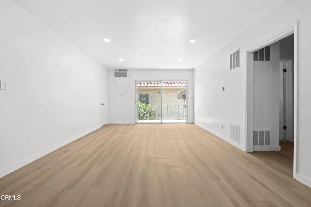 Additional image 31 of 121 S Chester Avenue Unit 12, Pasadena, CA 91106