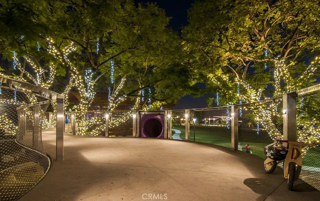 Additional image 100 of 103 Newall, Irvine, CA 92618