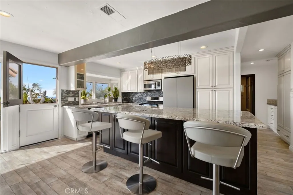 Additional image 9 of 30851 Marilyn Drive, Laguna Beach, CA 92651