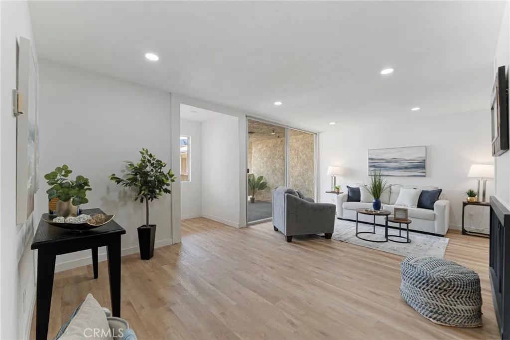 Additional image 25 of 125 N Allen Ave Unit 312, Pasadena, CA 91106