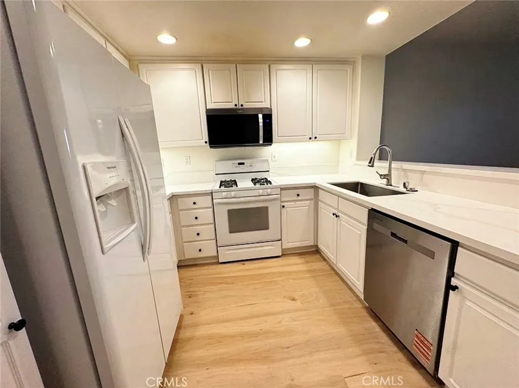 Additional image 18 of 418 Timberwood, Irvine, CA 92620