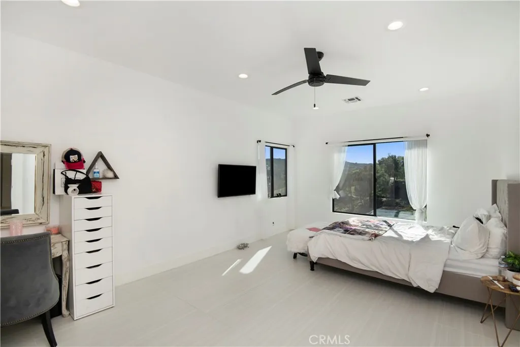 Additional image 33 of 22254 Dumetz Road, Woodland Hills, CA 91364