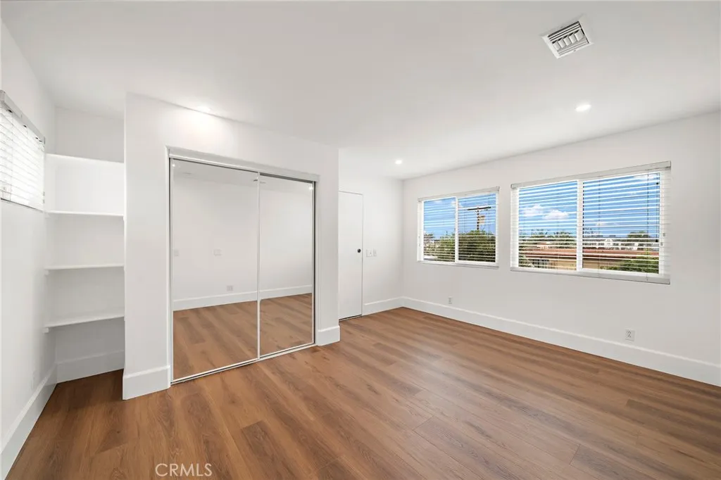 Additional image 30 of 377 Roycroft Avenue, Long Beach, CA 90814