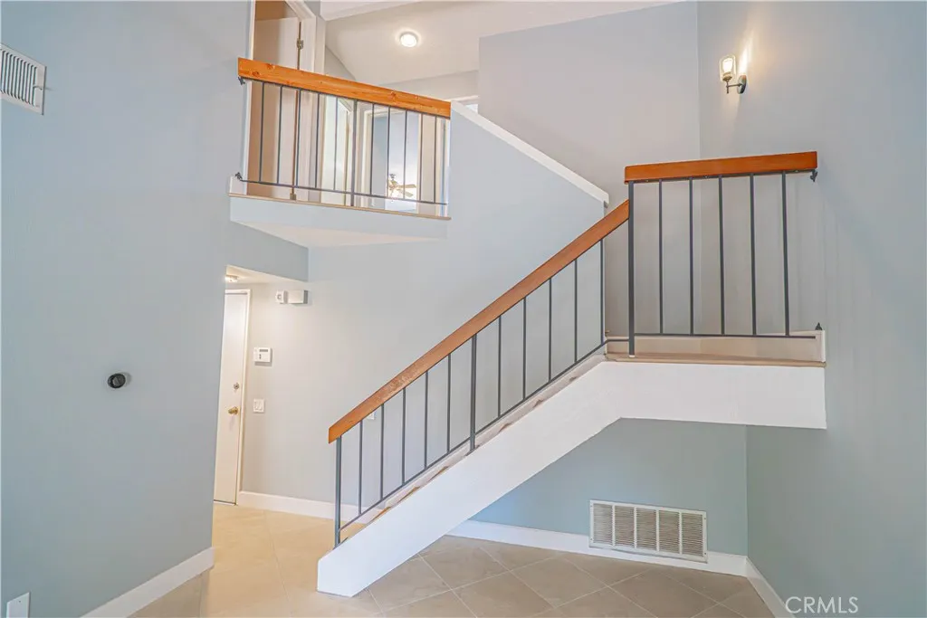 Additional image 5 of 25713 Vista Fairways Dr, Valencia, CA 91355