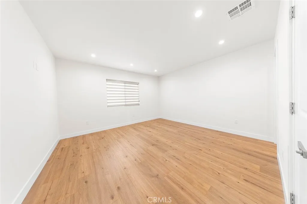 Additional image 18 of 14727 Leadwell, Van Nuys, CA 91405