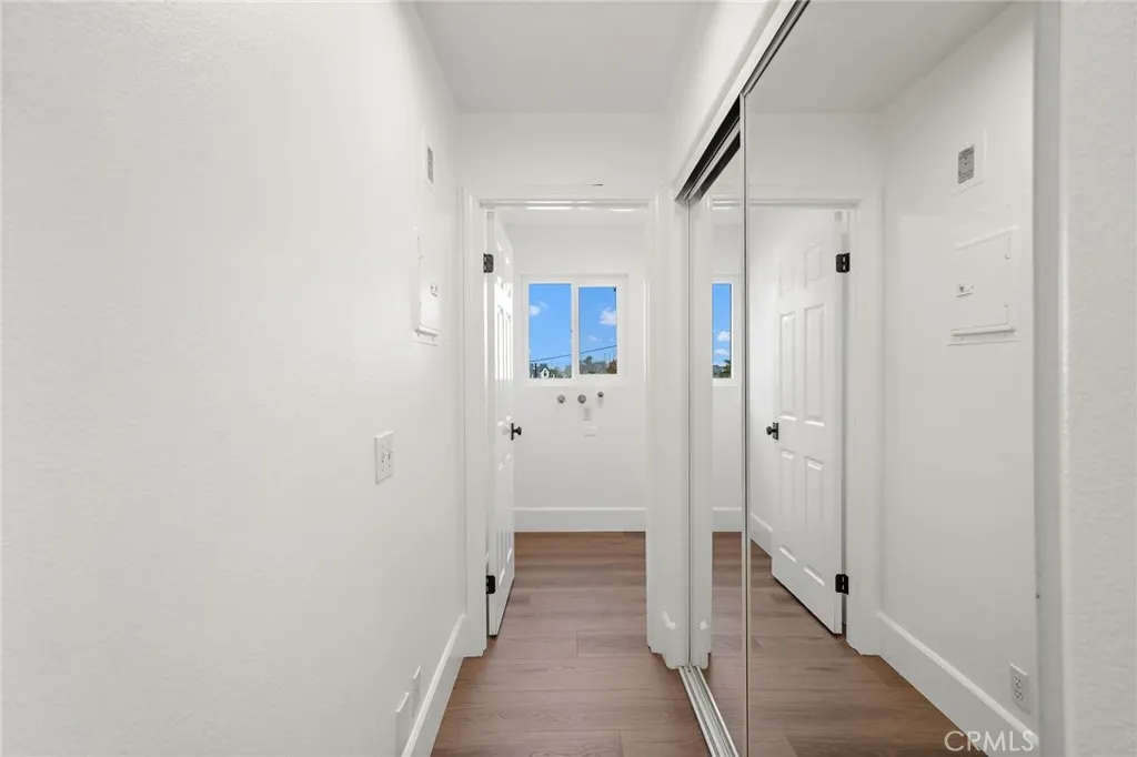 Additional image 31 of 377 Roycroft Avenue, Long Beach, CA 90814