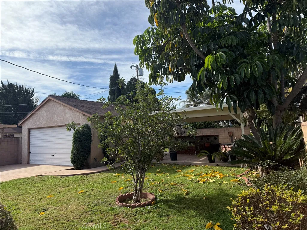 Property image for 6857 Chimineas, Reseda, CA 91335