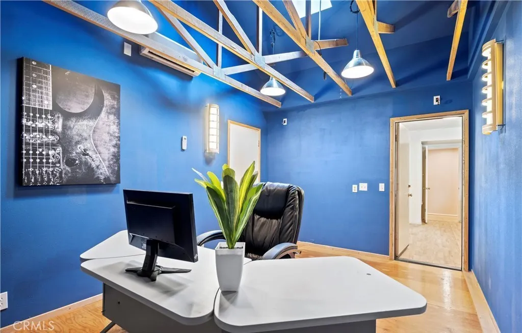 Additional image 44 of 5637 Redwood Ave, Palmdale, CA 93551