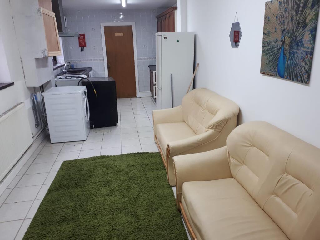 Additional image 4 of Room 7, Warwick Rd in Sparkhill, B11 4RB