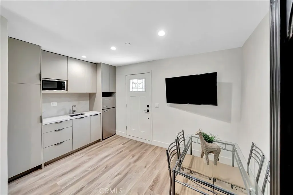 Additional image 46 of 6743 Colgate Avenue, Los Angeles, CA 90048