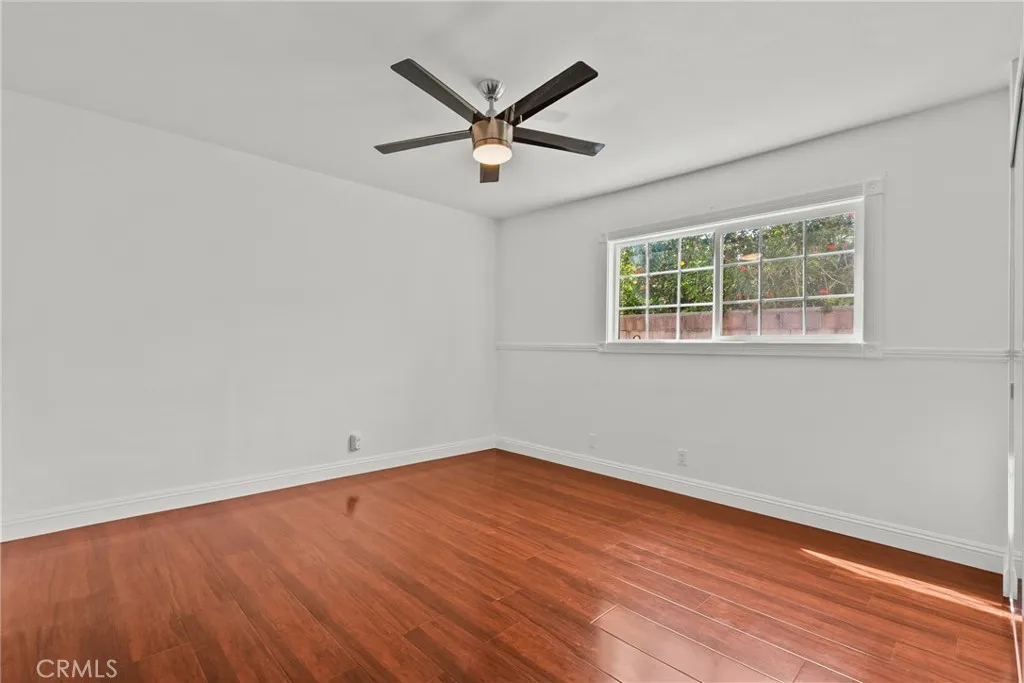 Additional image 33 of 23036 Burbank Blvd, Woodland Hills, CA 91367