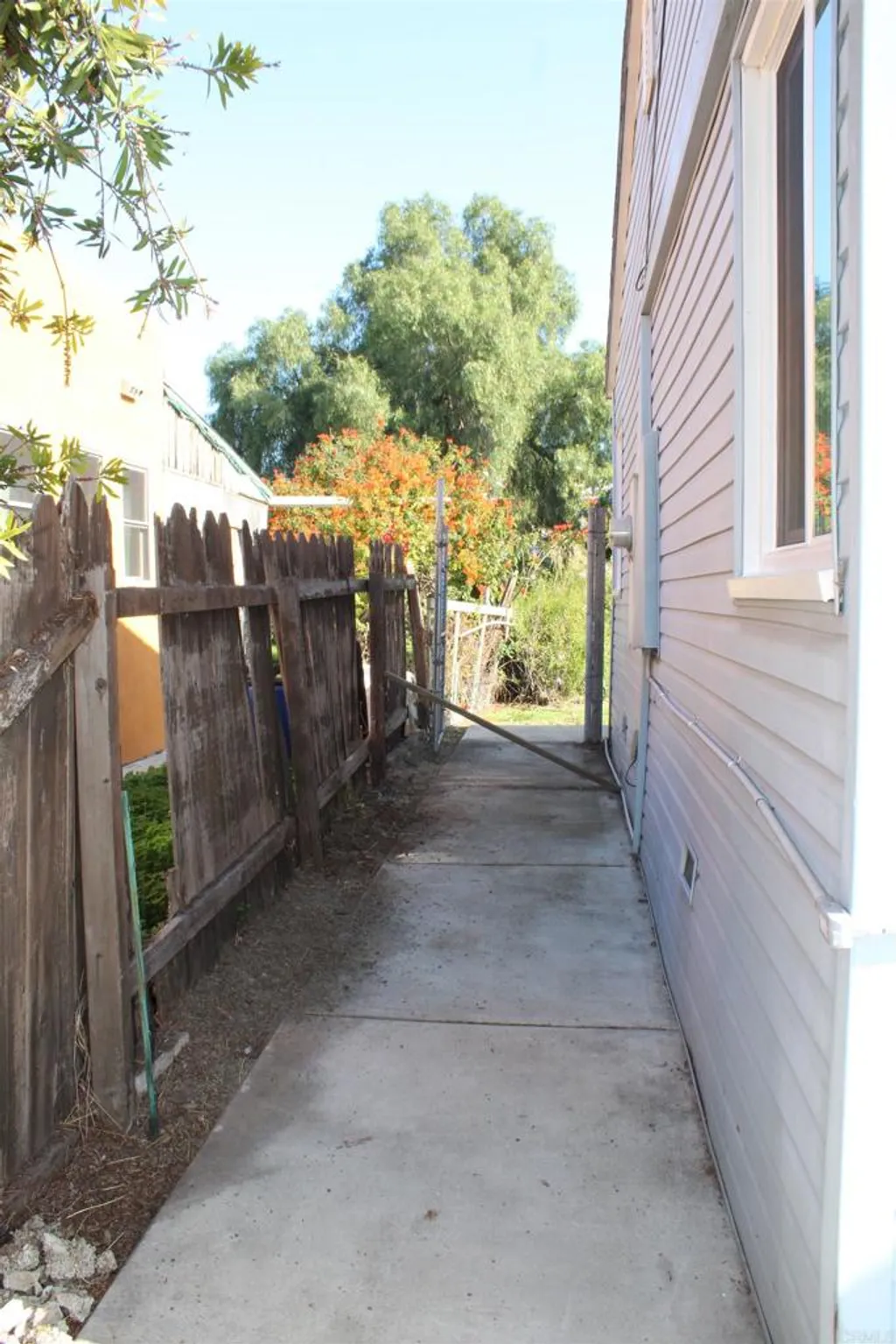 Additional image 4 of 1109 Del Mar Avenue, Chula Vista, CA 91911