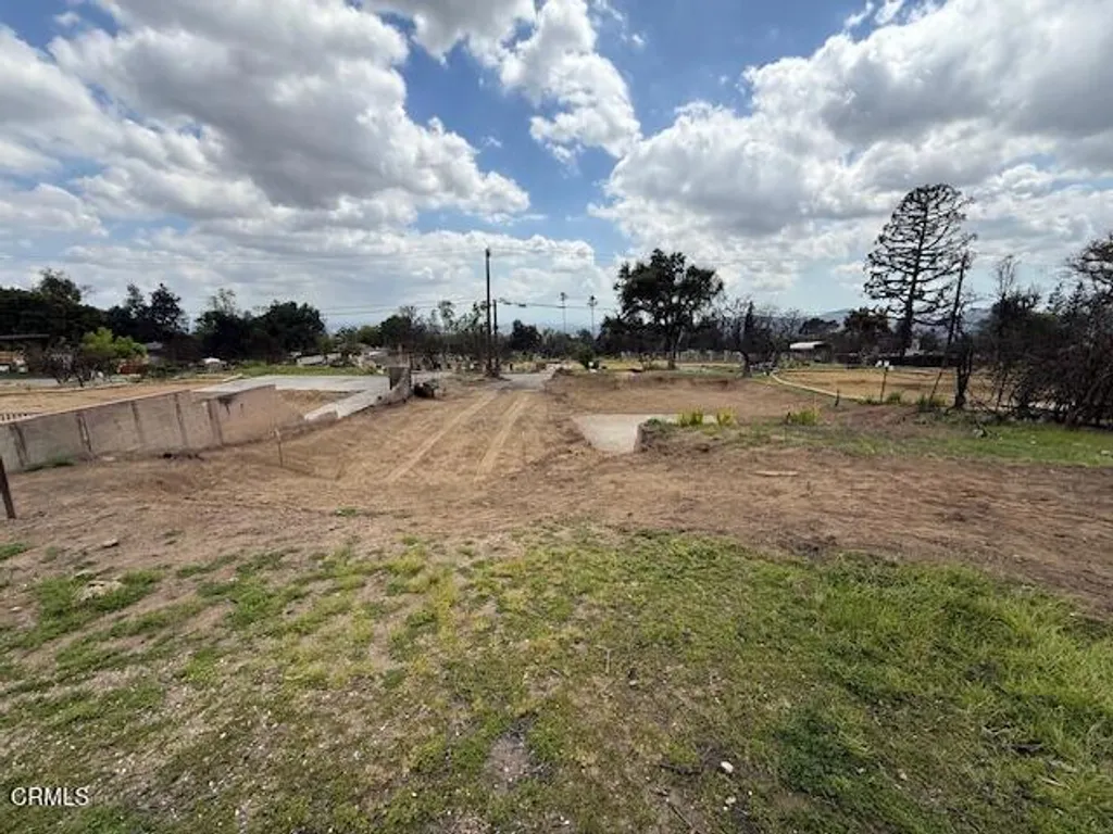 Additional image 7 of 563 E Las Flores Drive, Altadena, CA 91001