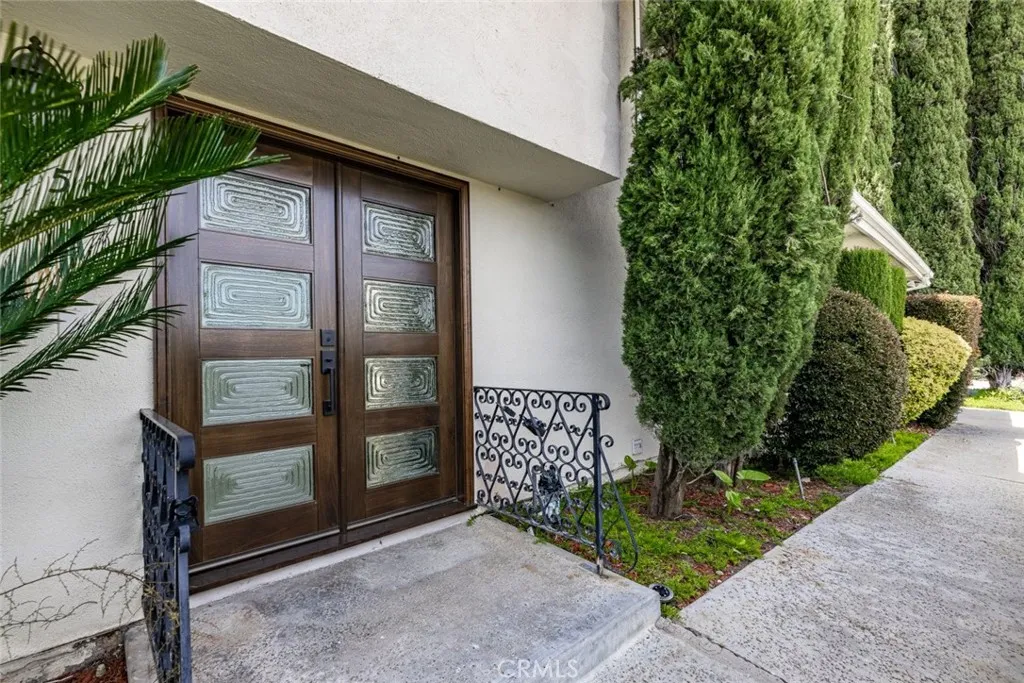 Additional image 3 of 24526 Calvert Street, Woodland Hills, CA 91367