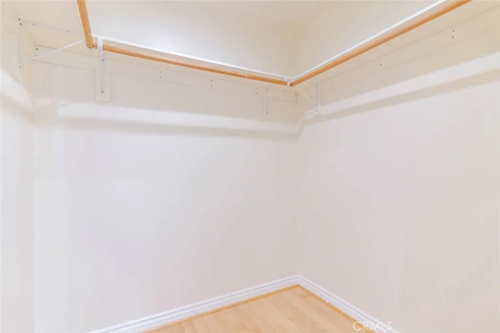 Additional image 17 of 320 E Dryden Street, Glendale, CA 91207