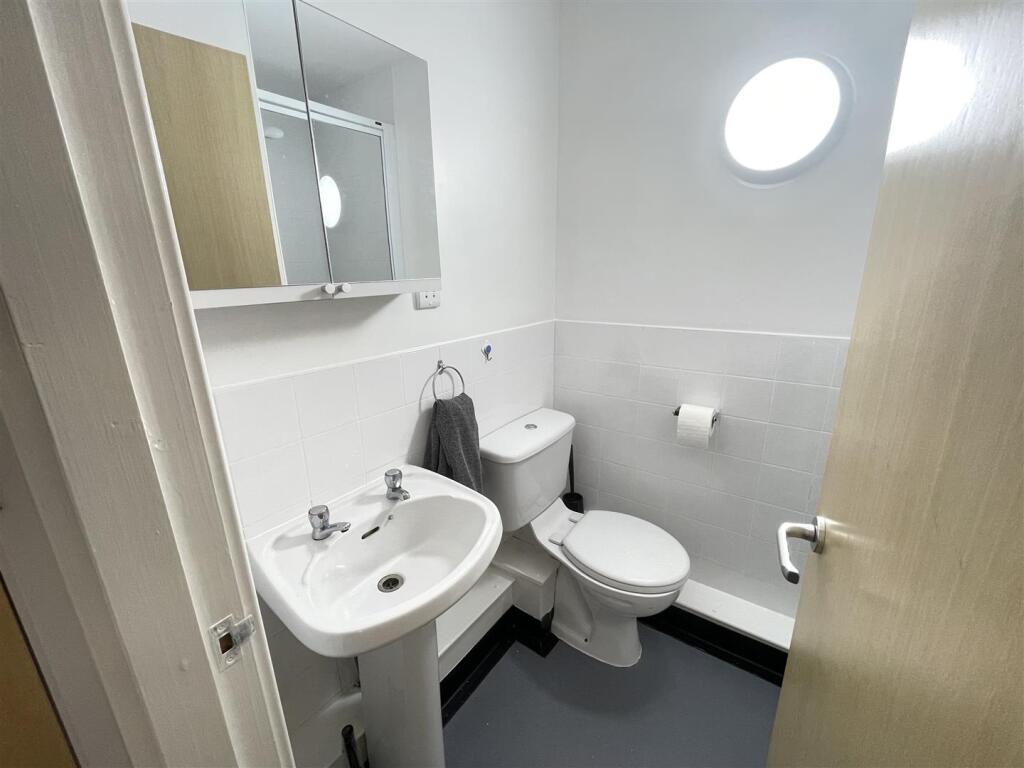 Additional image 6 of Unihouse Court