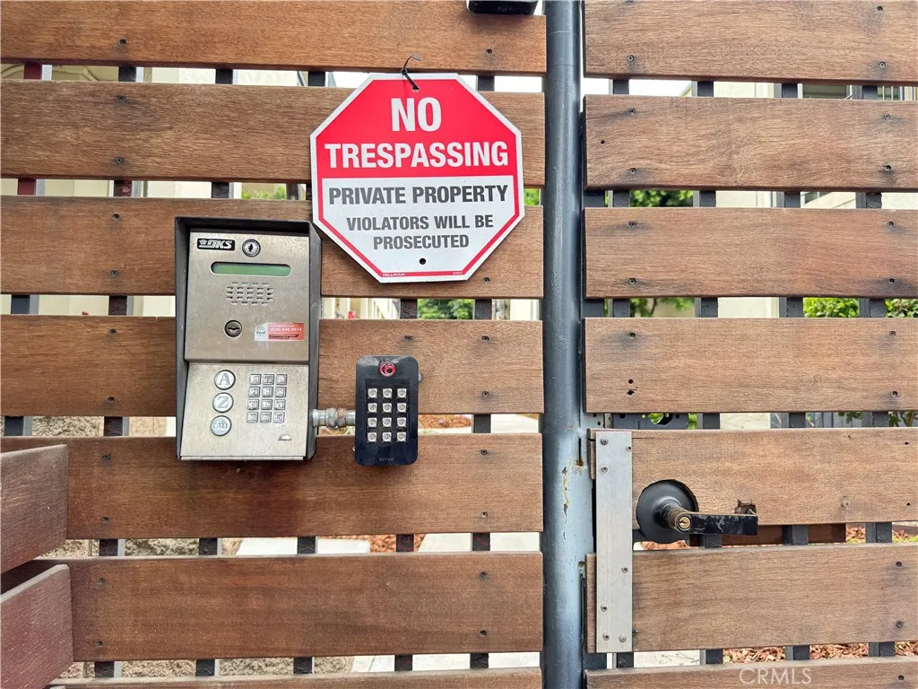 Additional image 69 of 251 N Oakland Ave Unit 6, Pasadena, CA 91101