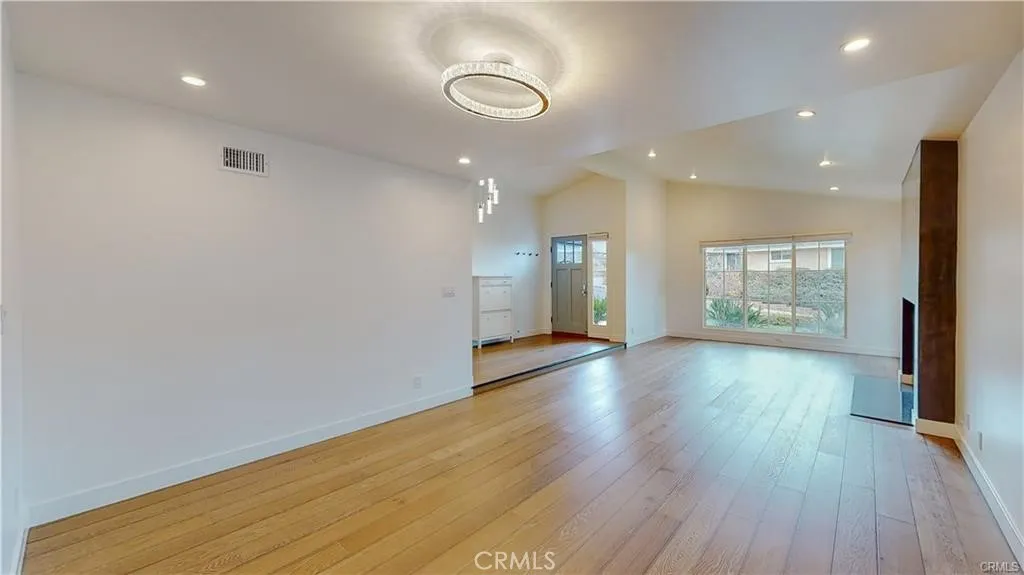 Additional image 9 of 3119 Mesa Verde Drive, Burbank, CA 91504