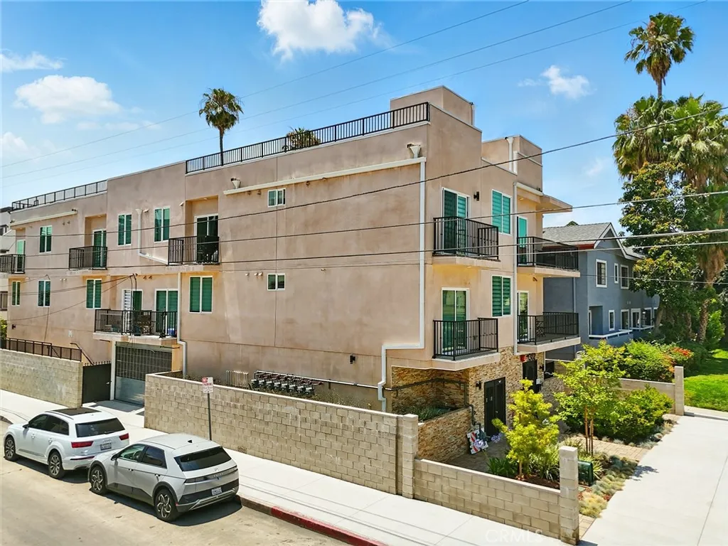 Property image for 11302 Morrison Street Unit 202, North Hollywood, CA 91601