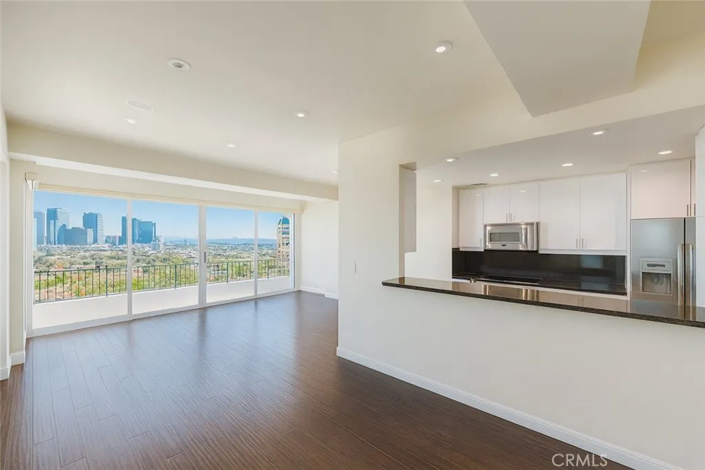 Additional image 46 of 10501 Wilshire Blvd, Los Angeles, CA 90024