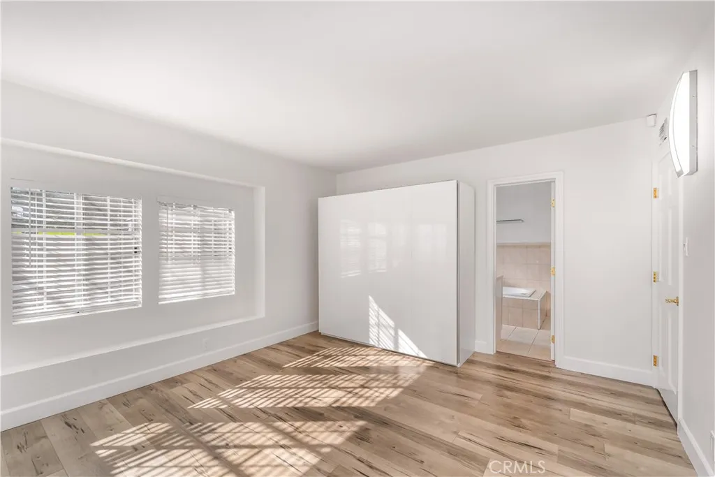 Additional image 37 of 21711 Mulholland, Woodland Hills, CA 91364