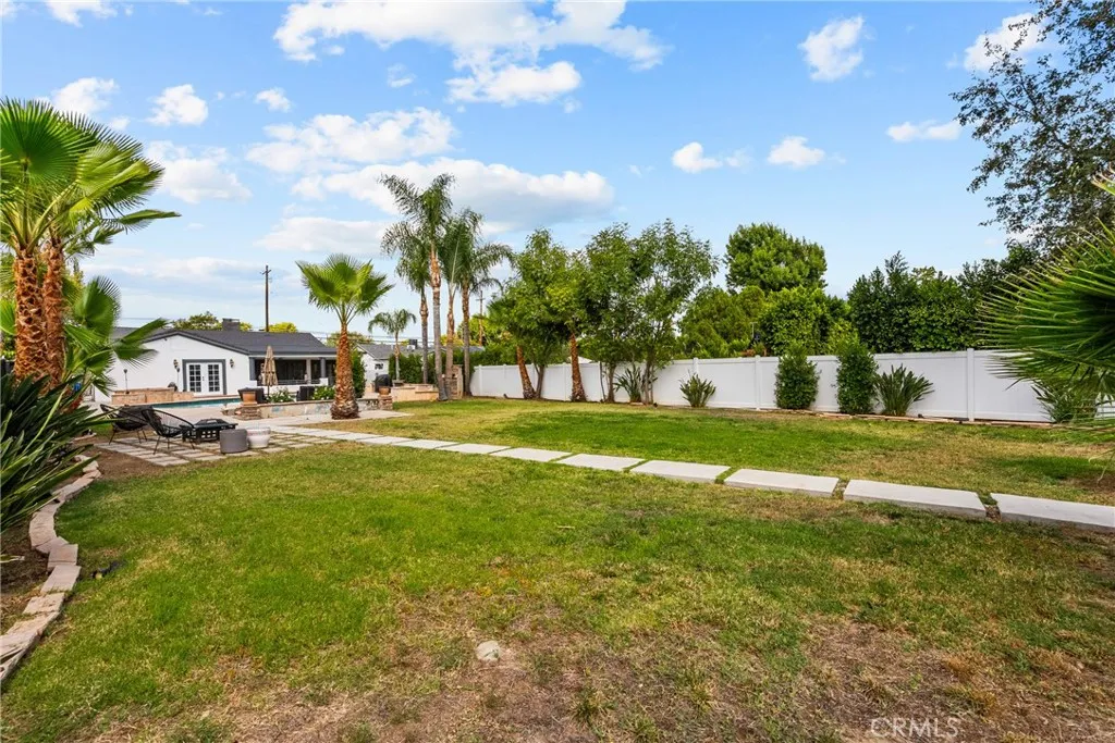 Additional image 47 of 23036 Burbank Blvd, Woodland Hills, CA 91367