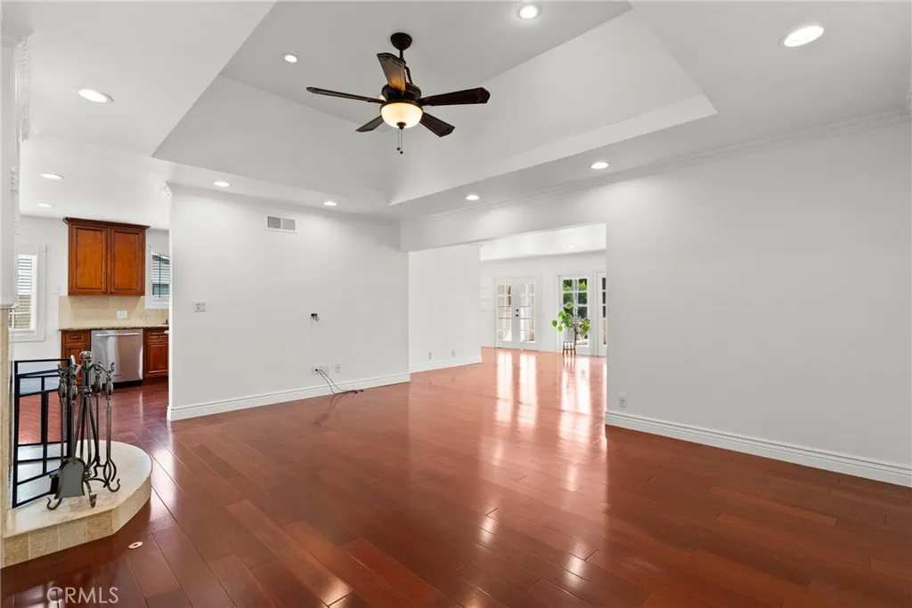 Additional image 84 of 23036 Burbank Blvd, Woodland Hills, CA 91367