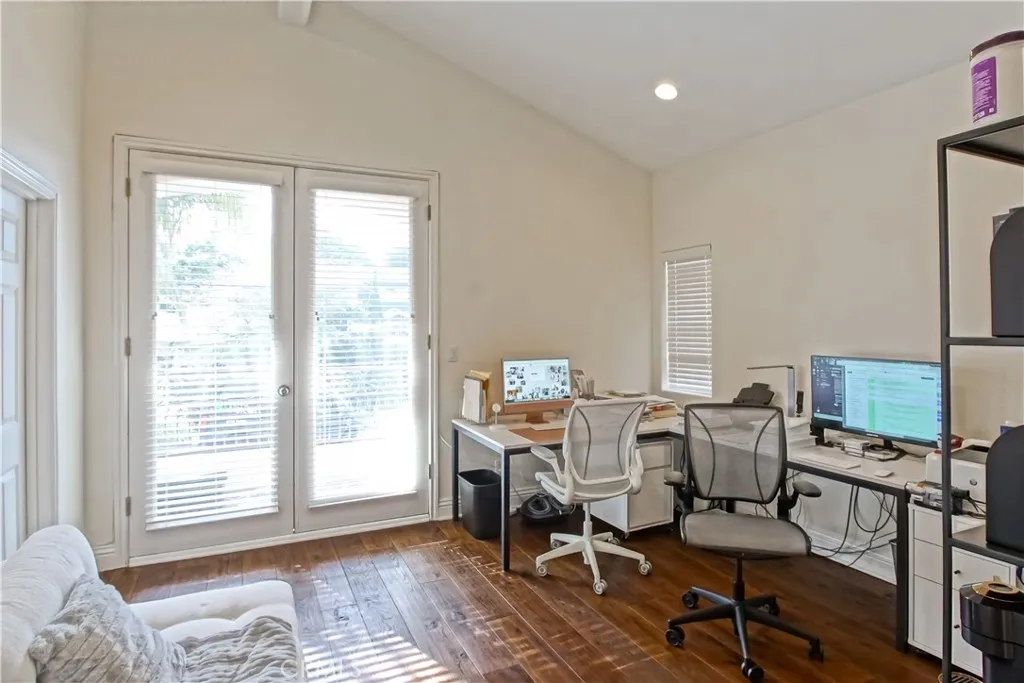 Additional image 94 of 1717 Curtis Avenue, Manhattan Beach, CA 90266