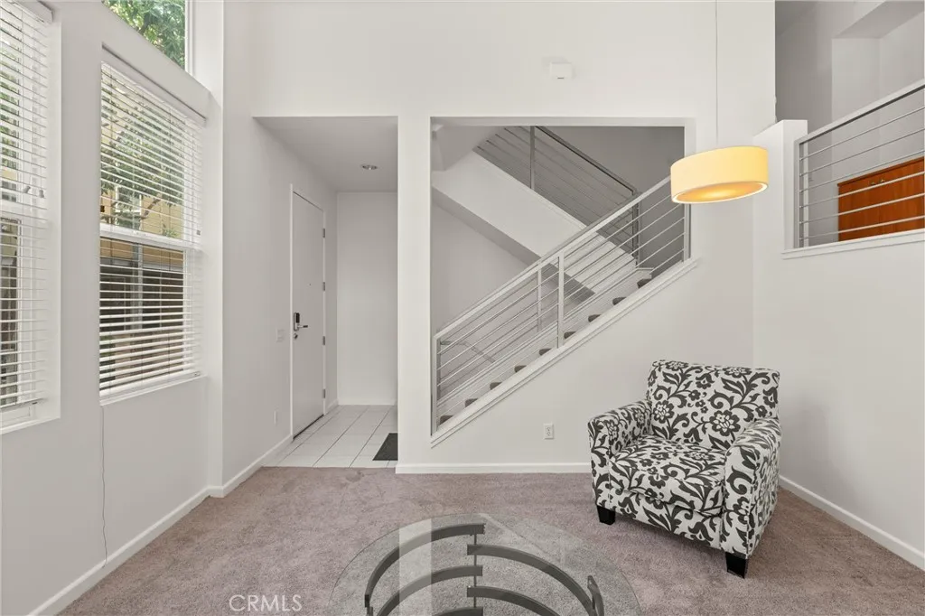 Additional image 5 of 408 E Jeanette Ln, Santa Ana, CA 92705