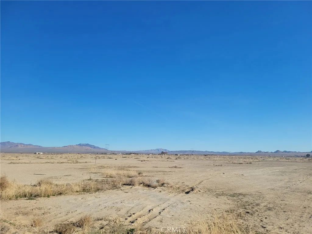 Additional image 21 of Locust, Lucerne Valley, CA 92356