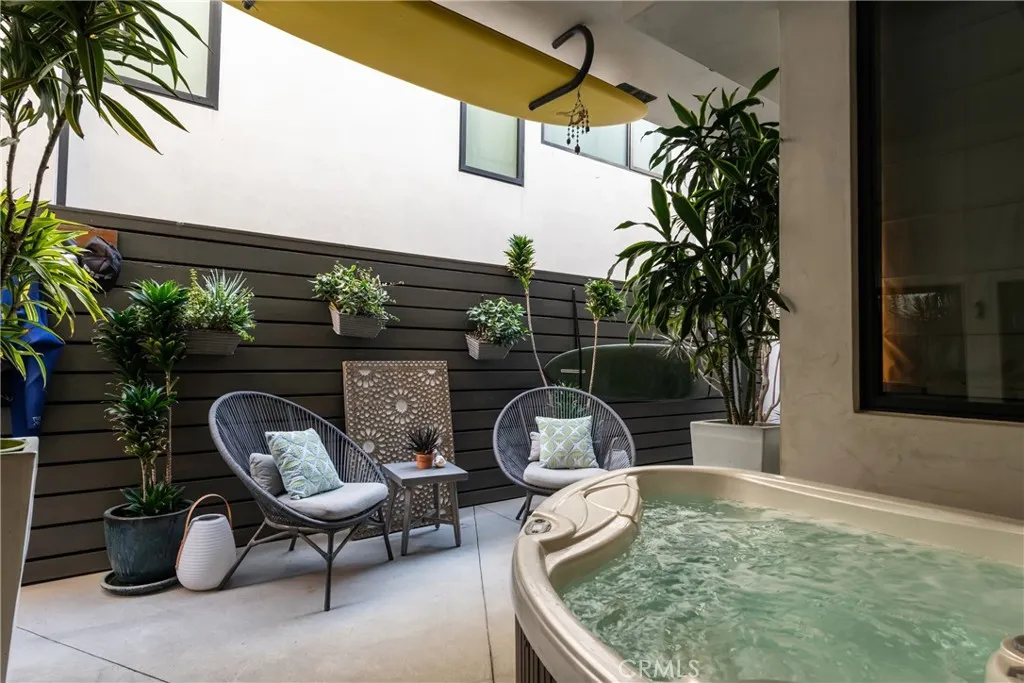 Additional image 34 of 105 Bayview Drive, Manhattan Beach, CA 90266