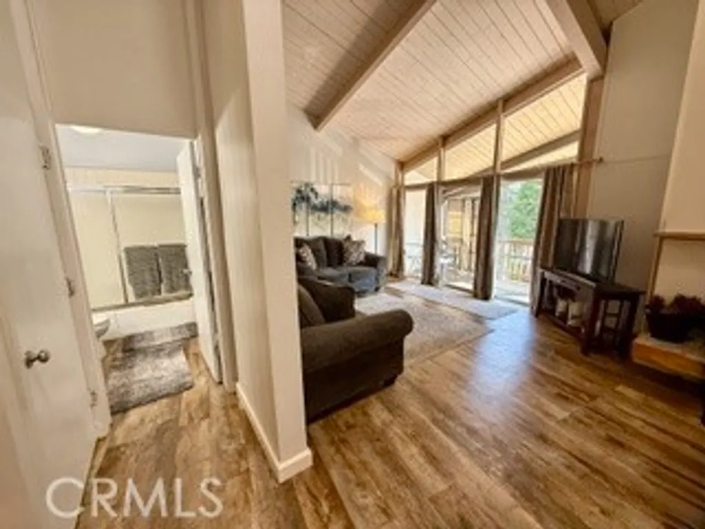 Additional image 6 of 872 Sierra Vista Dr, Twin Peaks, CA 92391