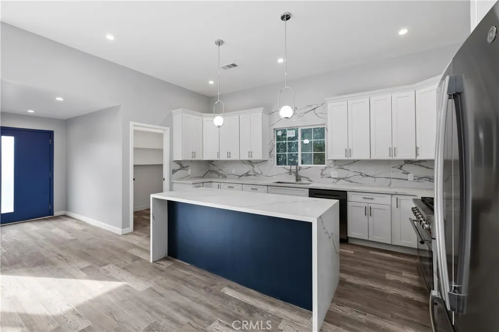 Additional image 4 of 19613 Lanark Unit 1/4, Reseda, CA 91335