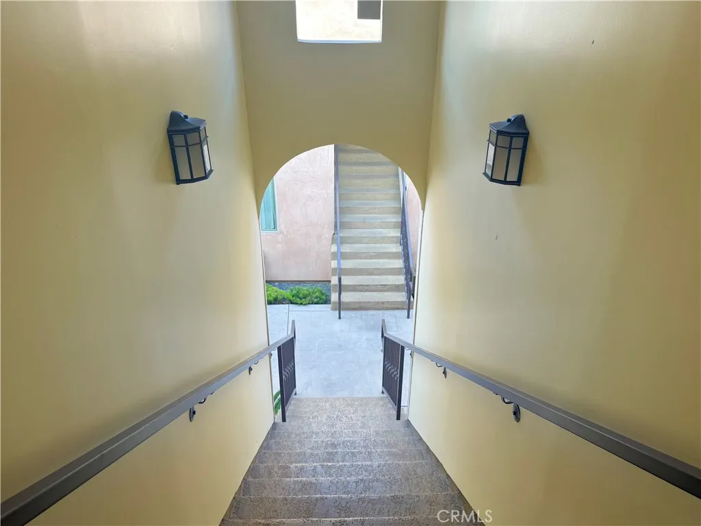 Additional image 60 of 6917 Woodman Avenue Unit 7, Van Nuys, CA 91405