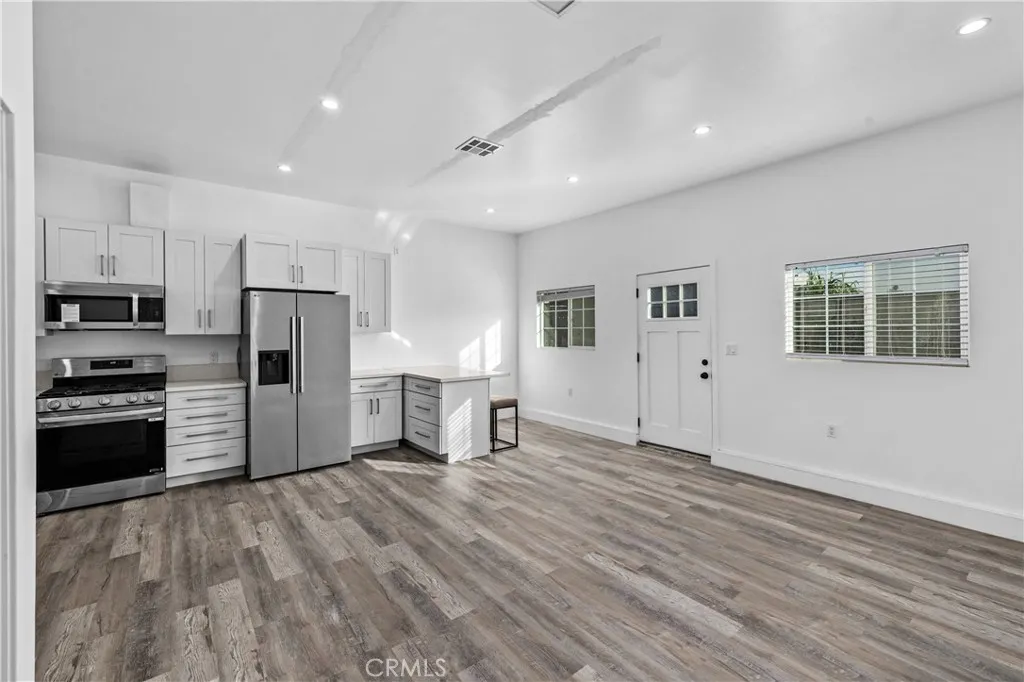 Additional image 24 of 19613 Lanark Unit 1/2, Reseda, CA 91335