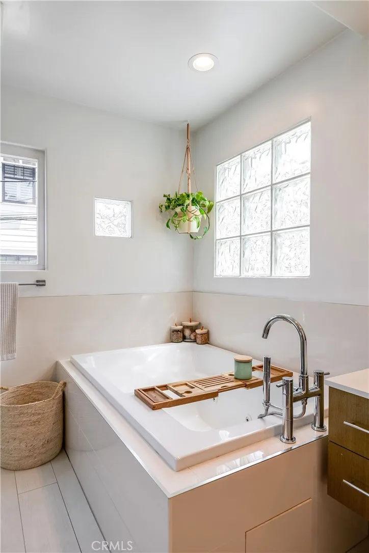 Additional image 72 of 433 Marine Unit B, Manhattan Beach, CA 90266