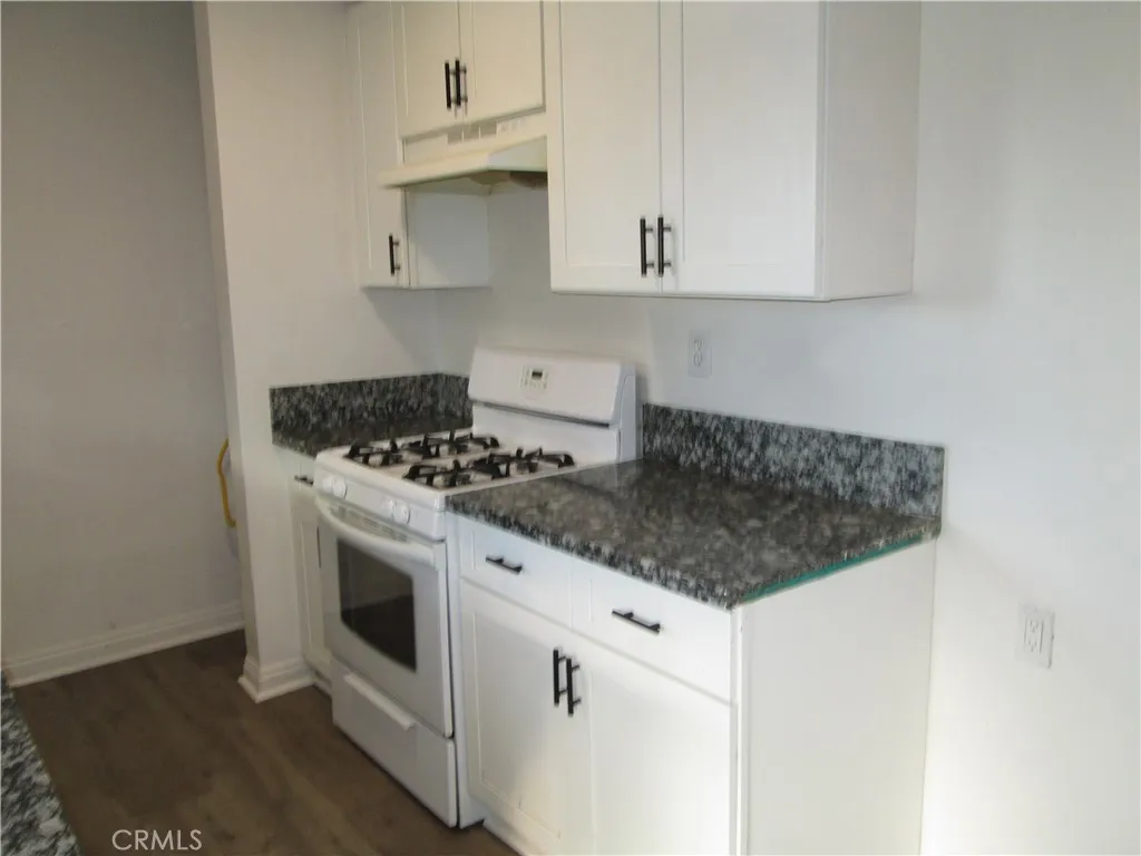 Additional image 5 of 21831 Arapahoe Avenue Unit 3, Apple Valley, CA 92307